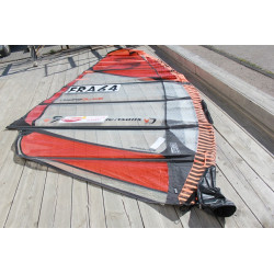 Voile Windsurf Loftsails Racing Blade 8.6 2014 Occasion