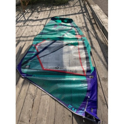 Voile Windsurf DUOTONE Super Hero 4.5m² 2024/25 Occasion