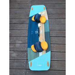 Planche Twintip F-One Trax HRD Glacier 140X45 Occasion