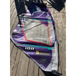Voile Windsurf DUOTONE Super Hero 3.4m² Violet 2024/25 Occasion