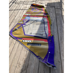 Voile Windsurf DUOTONE Super Hero 3.0m² 2024/25 Occasion