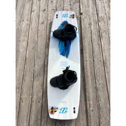 Twintip NORTH Flare 139x41 + Chausse NORTH Fix Boots Taille L Occasion