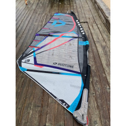 Voile Windsurf DUOTONE Super Hero HD 4.2m² 2022 Occasion