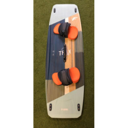 Twintip F-ONE Trax LW HDR LT 140x45 Glacie Slate + Pad/Strap Platinium Taille L/XL Occasion